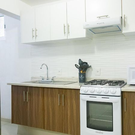 Suites Jacarandas 203 Γκουανταλαχάρα Εξωτερικό φωτογραφία