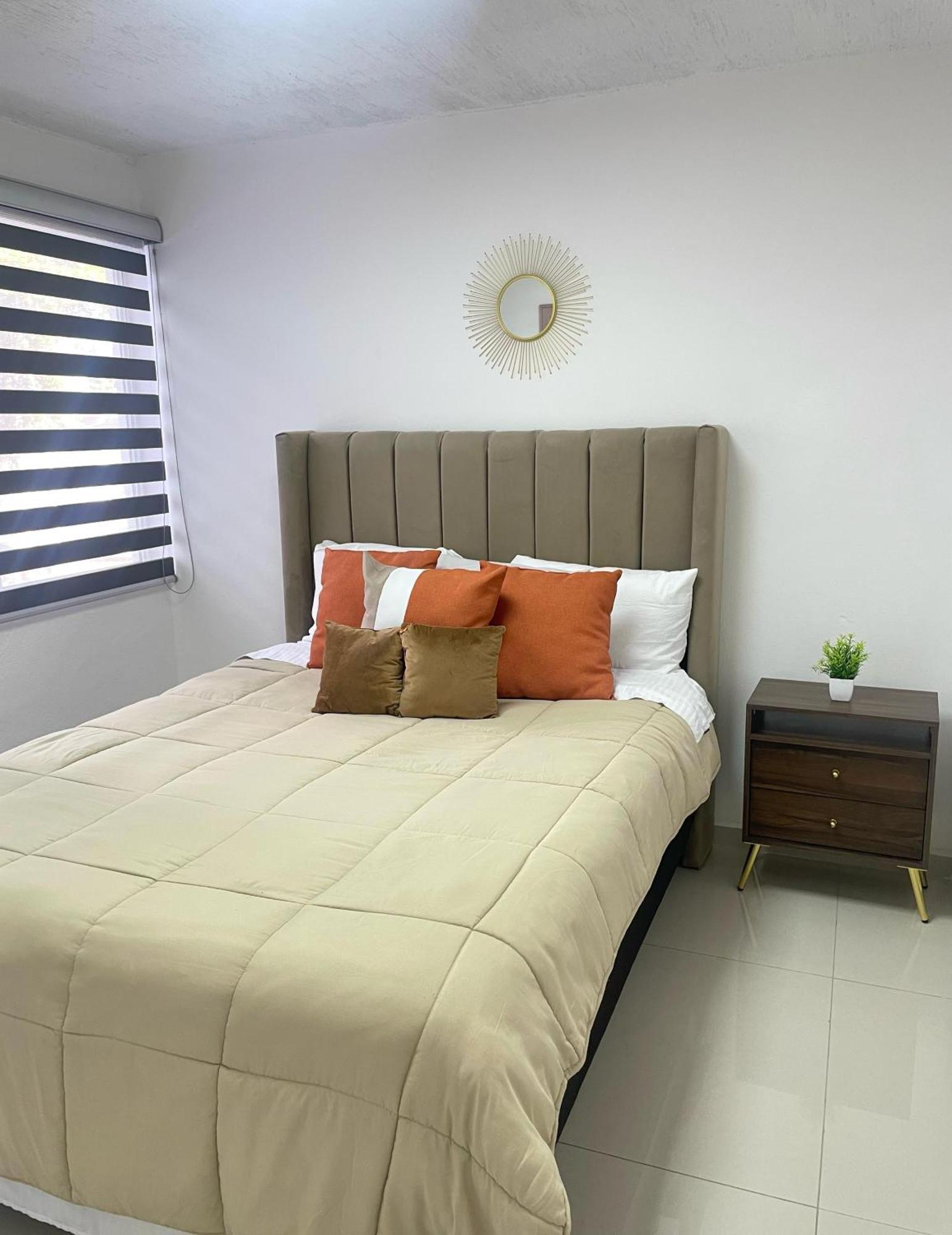 Suites Jacarandas 203 Γκουανταλαχάρα Εξωτερικό φωτογραφία